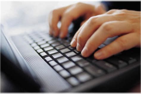 Paano Kumita ng Pera Gamit ang Computer at Internet.